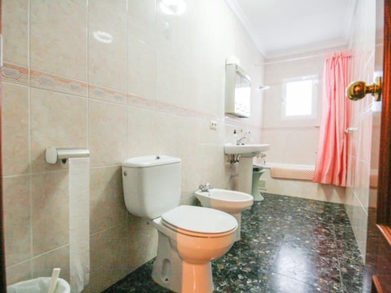 Byhus til salg i Tolox - € 390.000 (Ref: 8254438)