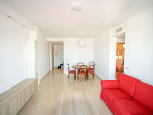 2 bedroom Flat for rent in Guaro - € 750 (Ref: 8300845)