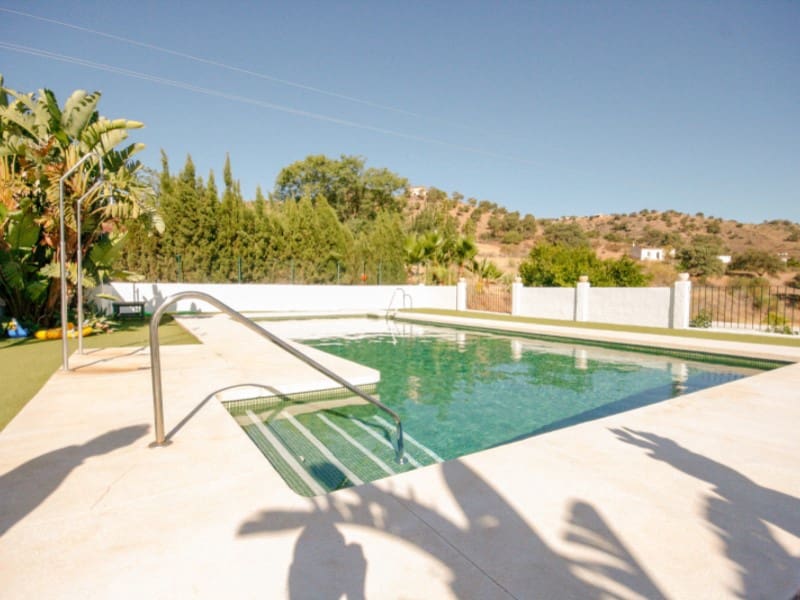 7 sypialnia Finka/Dom wiejski na sprzedaż w Pizarra - 1 800 000 € (Ref: 8455998)