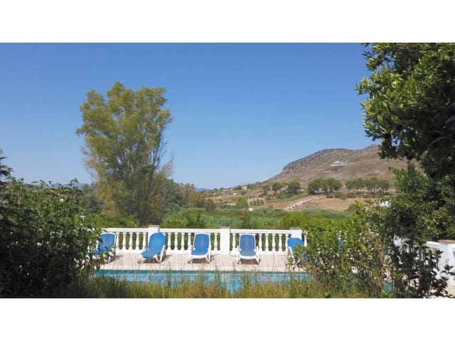 Finca/Casa Rural de 4 habitaciones en Alhaurín el Grande en venta con piscina - 435.000 € (Ref: 8565427)