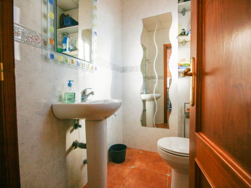 Erhverv til salg i Guaro - € 350.000 (Ref: 8753999)