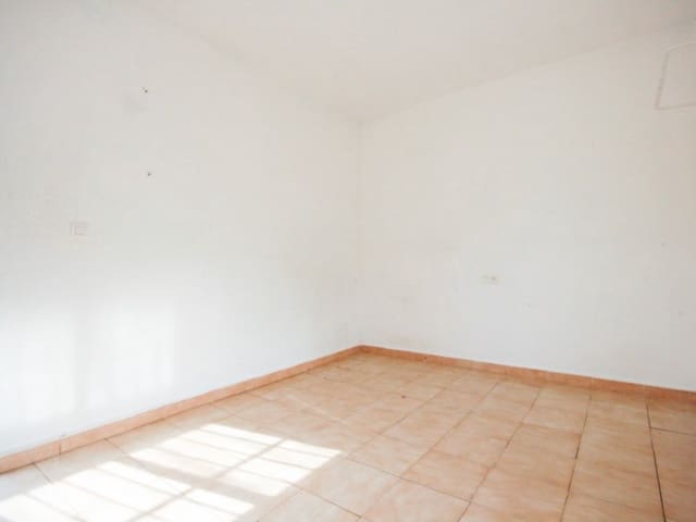 3 soveværelse Finca/Landehus til salg i Coín - € 170.000 (Ref: 8836860)