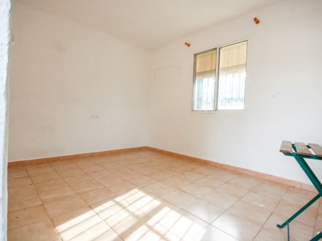 3 soveværelse Finca/Landehus til salg i Coín - € 170.000 (Ref: 8836860)