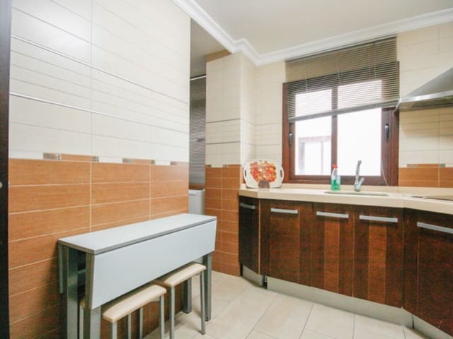 3 Zimmer Wohnung zu verkaufen in Coín - 215.000 € (Ref: 8896831)