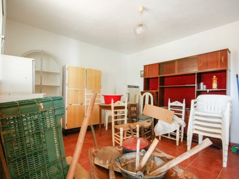 2 soveværelse Finca/Landehus til salg i Coin - € 85.000 (Ref: 8911469)