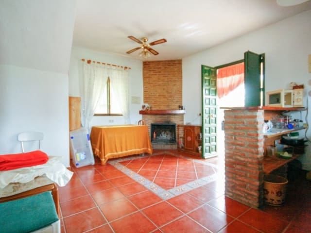 2 soverom Finca/Herregård til salgs i Tolox - € 192 000 (Ref: 8982599)