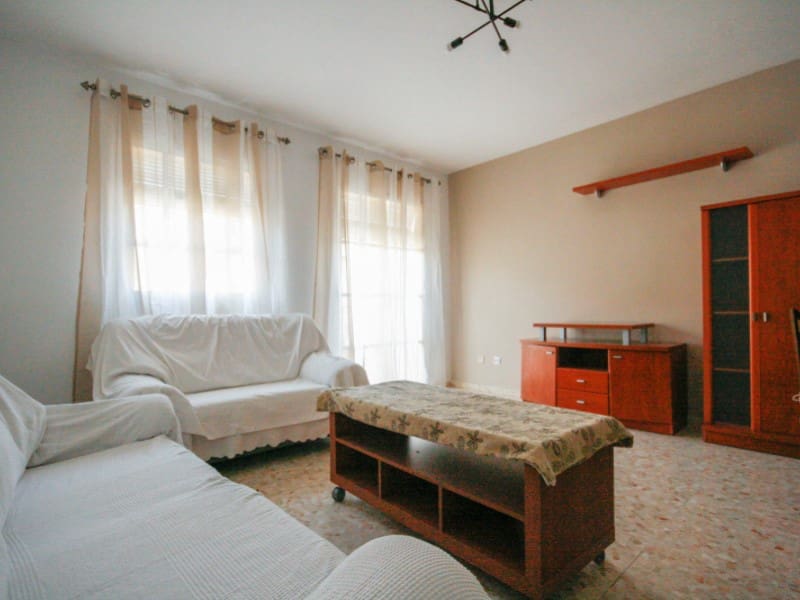 3 bedroom Flat for rent in Coin with garage - € 900 (Ref: 8982600)