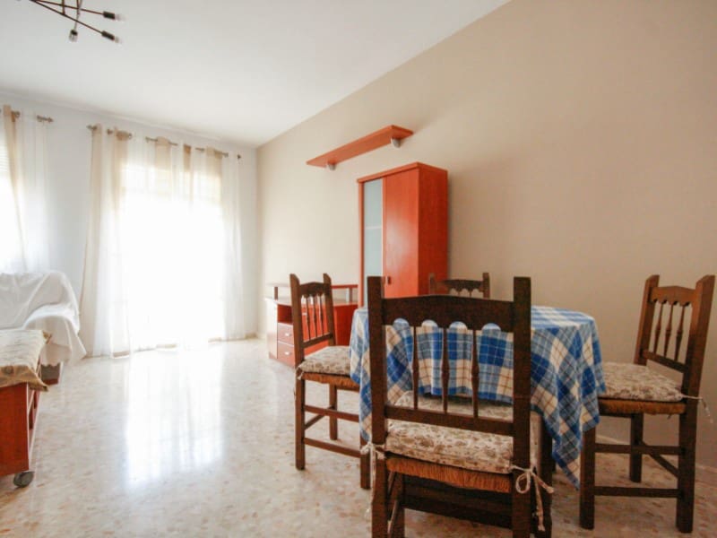 3 bedroom Flat for rent in Coin with garage - € 900 (Ref: 8982600)