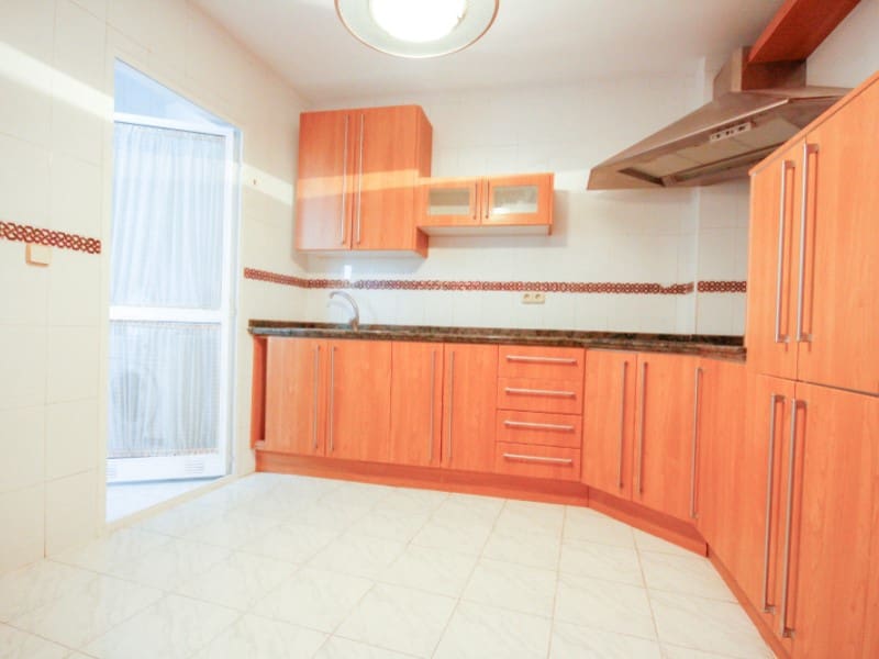 3 bedroom Flat for rent in Coin with garage - € 900 (Ref: 8982600)