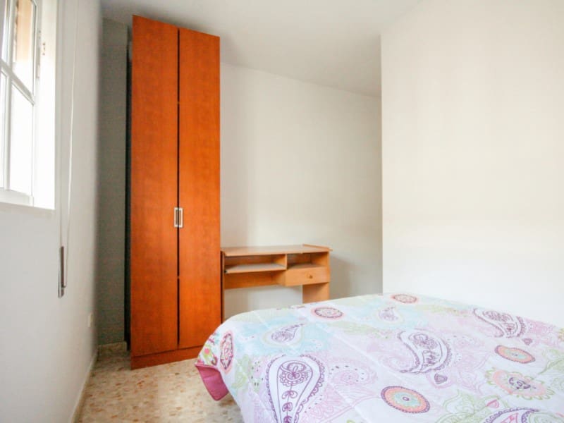 3 bedroom Flat for rent in Coin with garage - € 900 (Ref: 8982600)