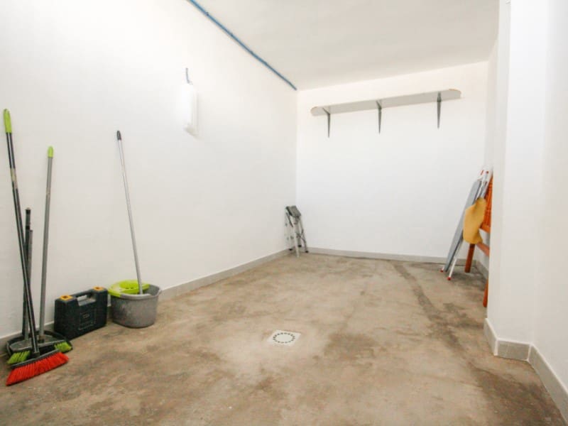 2 Zimmer Wohnung zu vermieten in Coin mit Garage - 800 € (Ref: 9023048)