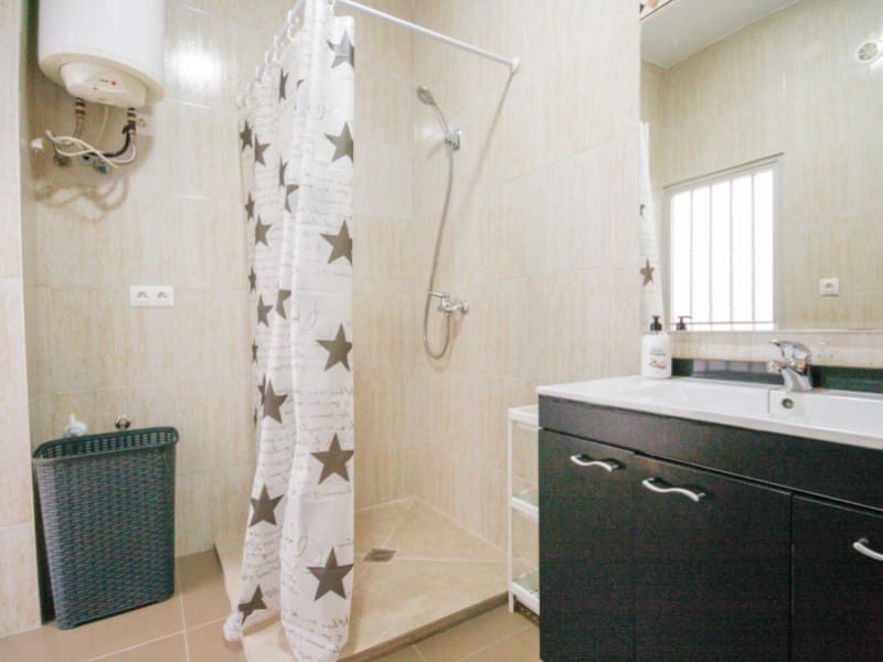 2 Zimmer Wohnung zu vermieten in Coin mit Garage - 800 € (Ref: 9023048)