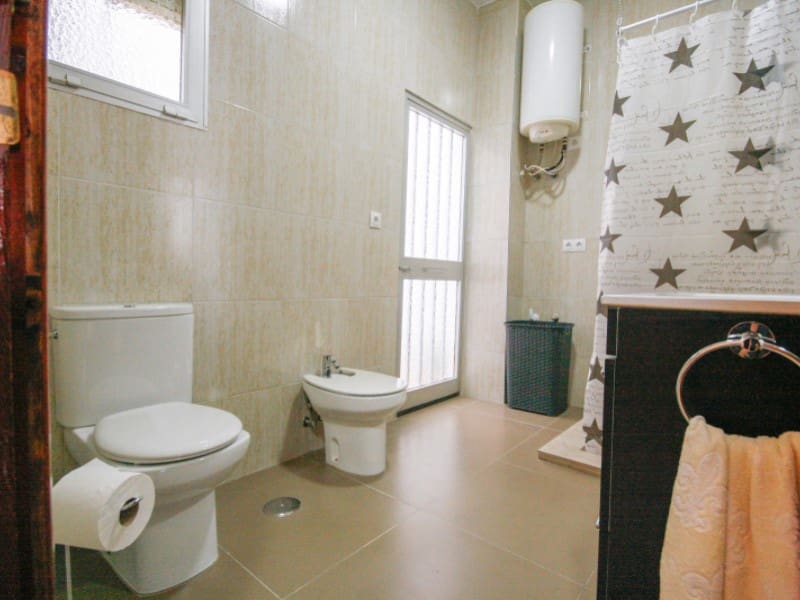 2 Zimmer Wohnung zu vermieten in Coin mit Garage - 800 € (Ref: 9023048)