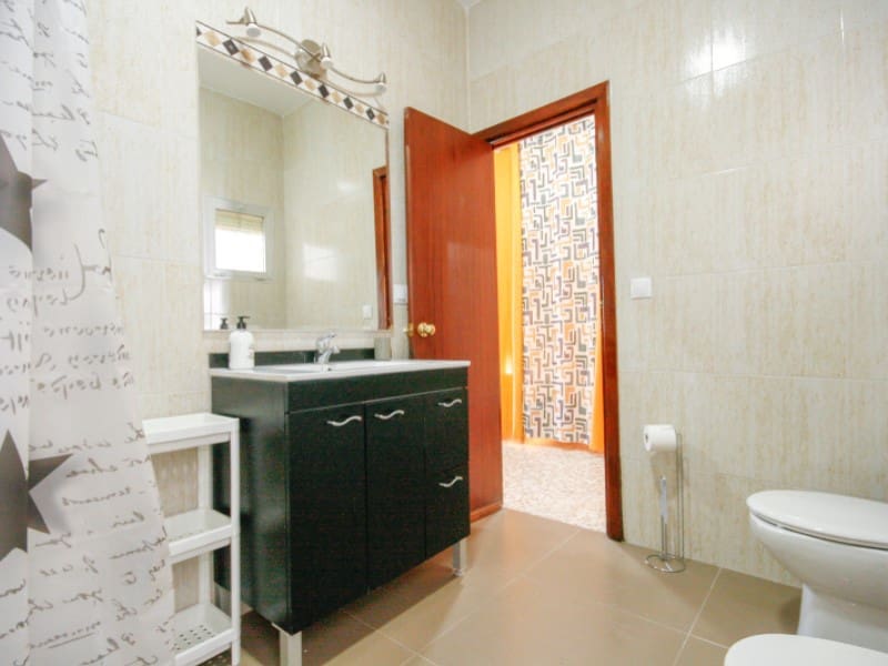 2 Zimmer Wohnung zu vermieten in Coin mit Garage - 800 € (Ref: 9023048)