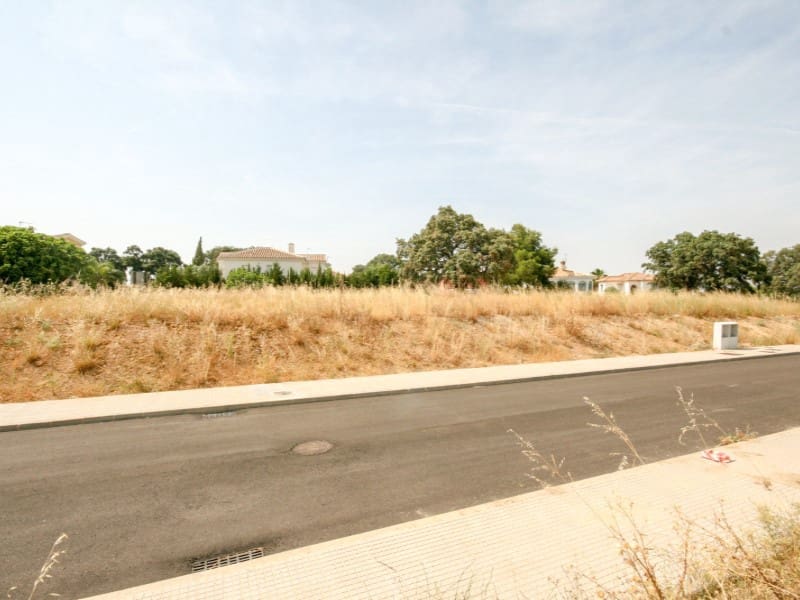 Byggetomt til salgs i Coin - € 140 000 (Ref: 9034810)