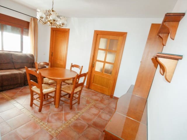 2 bedroom Apartment for sale in Coín - € 127,000 (Ref: 9057896)
