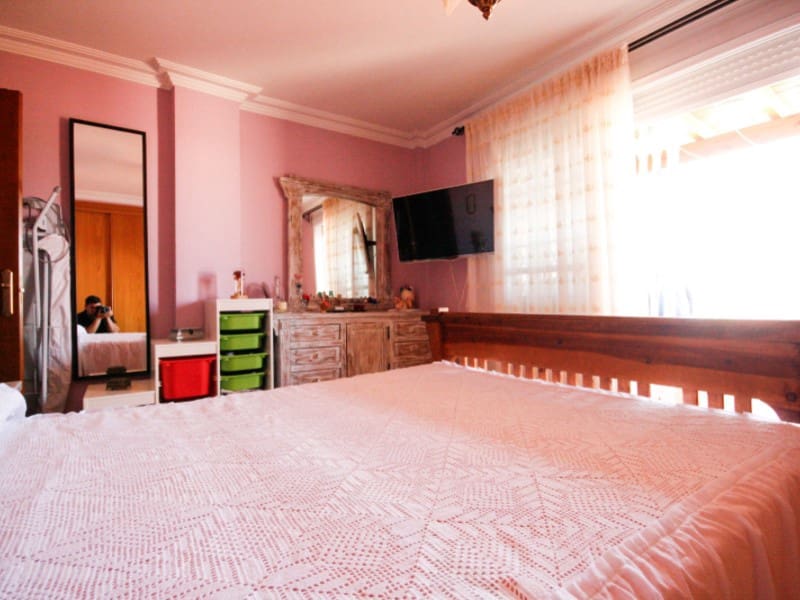 3 soveværelse Lejlighed til salg i Coin - € 265.000 (Ref: 9118950)