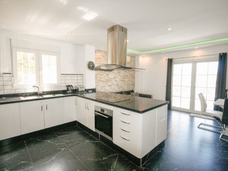 4 chambre Villa/Maison à vendre à Coin - 650 000 € (Ref: 9149164)