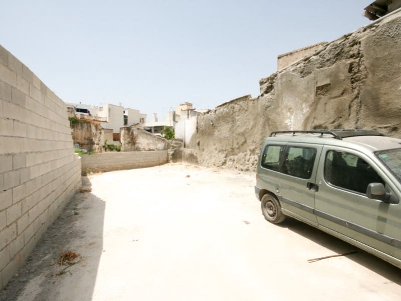 Byggetomt til salgs i Coin - € 165 000 (Ref: 9183895)