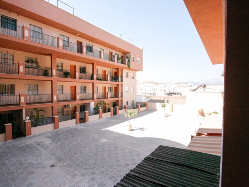 3 makuuhuone Asunto myytävänä paikassa Coin - 239 000 € (Ref: 9191303)