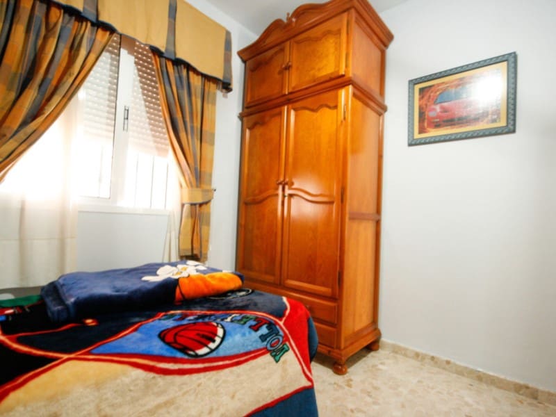 3 makuuhuone Asunto myytävänä paikassa Coin - 239 000 € (Ref: 9191303)