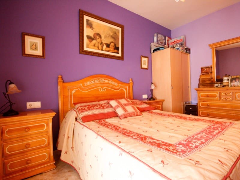 3 makuuhuone Asunto myytävänä paikassa Coin - 239 000 € (Ref: 9191303)