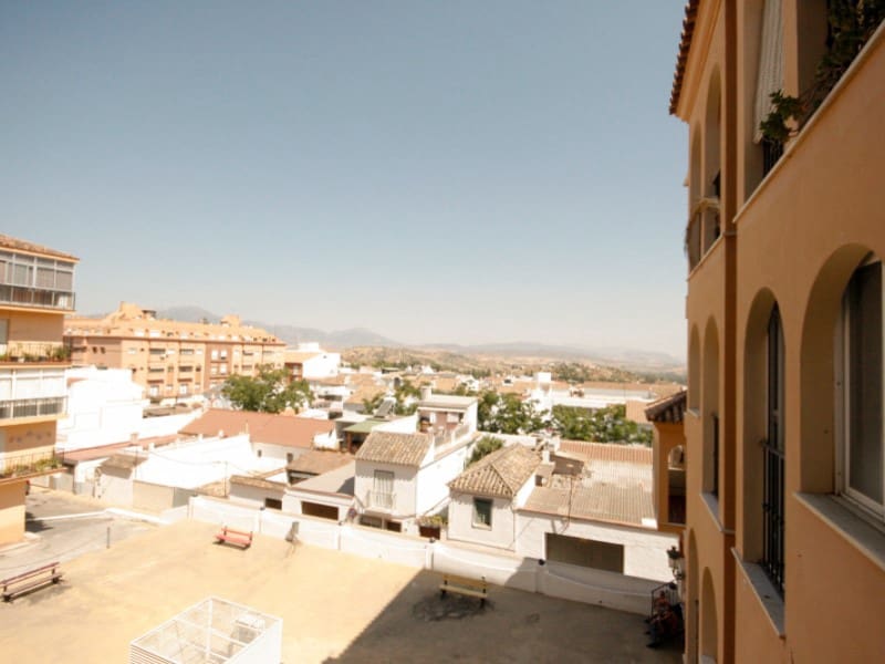 3 makuuhuone Asunto myytävänä paikassa Coin - 239 000 € (Ref: 9191303)