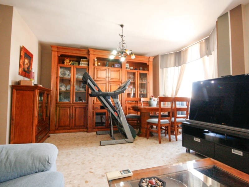 3 makuuhuone Asunto myytävänä paikassa Coin - 239 000 € (Ref: 9191303)