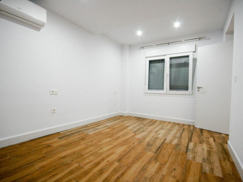 2 soveværelse Lejlighed til salg i Coin - € 265.000 (Ref: 9191304)