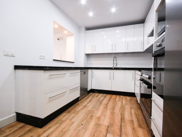 2 soveværelse Lejlighed til salg i Coín - € 265.000 (Ref: 9191304)