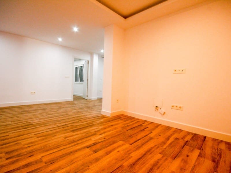 2 soveværelse Lejlighed til salg i Coin - € 265.000 (Ref: 9191304)