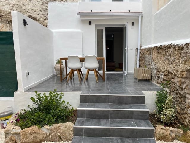 2 bedroom Townhouse for sale in Coín - € 239,000 (Ref: 9262829)