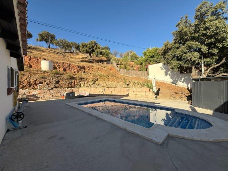 3 soveværelse Finca/Landehus til salg i Coin - € 385.000 (Ref: 9262830)