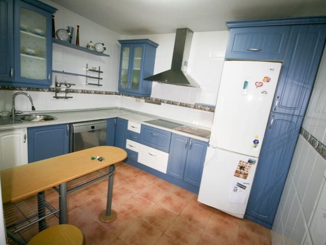 3 bedroom Townhouse for sale in Coín with garage - € 245,000 (Ref: 9296808)