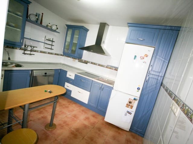 3 bedroom Townhouse for sale in Coín with garage - € 245,000 (Ref: 9296808)