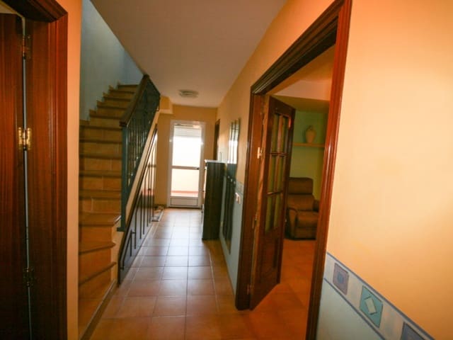 3 bedroom Townhouse for sale in Coín with garage - € 245,000 (Ref: 9296808)