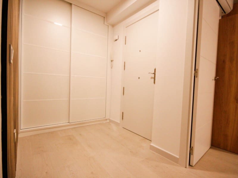 3 sypialnia Mieszkanie do wynajęcia w Coin - 1 200 € (Ref: 9347694)