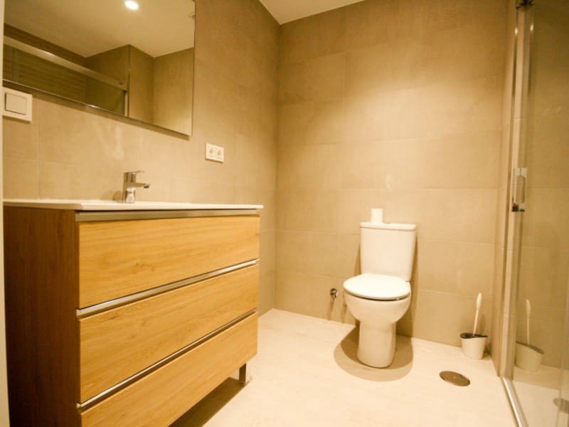 3 sypialnia Mieszkanie do wynajęcia w Coin - 1 200 € (Ref: 9347694)