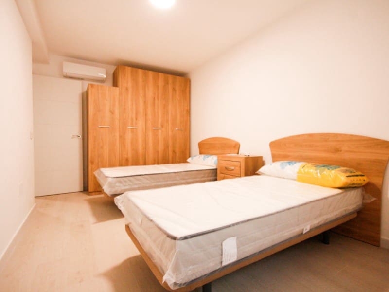 3 sypialnia Mieszkanie do wynajęcia w Coin - 1 200 € (Ref: 9347694)