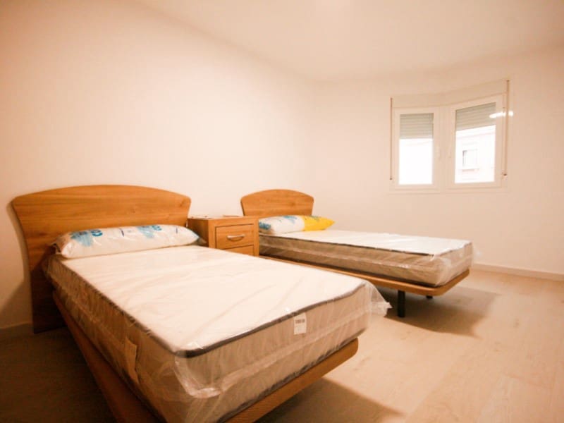 3 sypialnia Mieszkanie do wynajęcia w Coin - 1 200 € (Ref: 9347694)