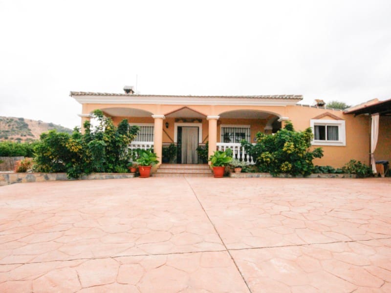 3 bedroom Finca/Country House for rent in Coin - € 1,500 (Ref: 9356128)