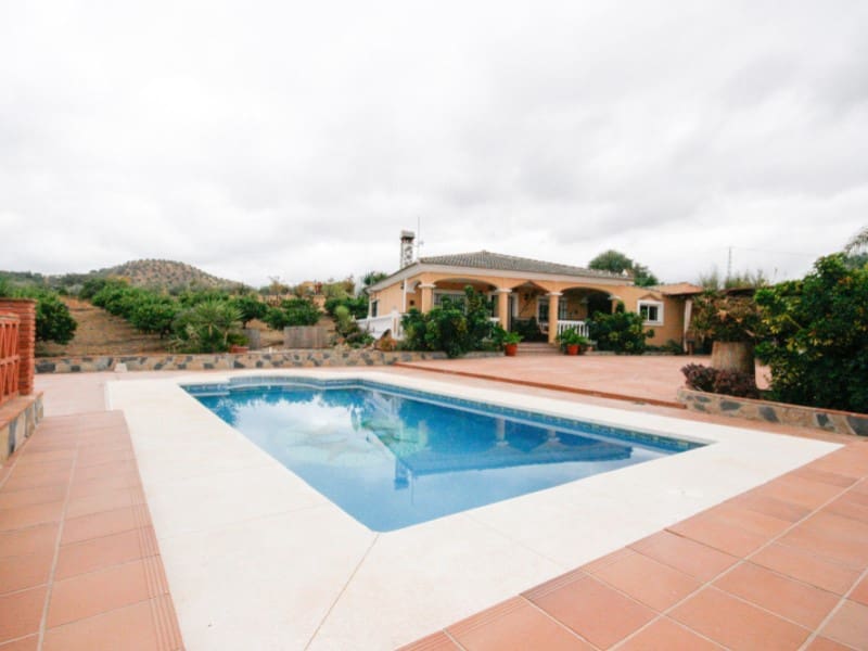 3 bedroom Finca/Country House for rent in Coin - € 1,500 (Ref: 9356128)