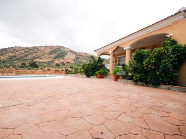 3 bedroom Finca/Country House for rent in Coín - € 1,500 (Ref: 9356128)