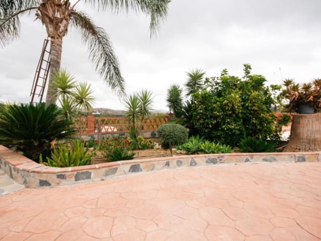 3 bedroom Finca/Country House for rent in Coín - € 1,500 (Ref: 9356128)