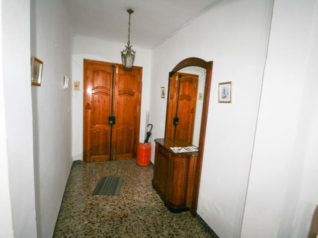 4 bedroom Townhouse for sale in Coín - € 195,000 (Ref: 9414311)