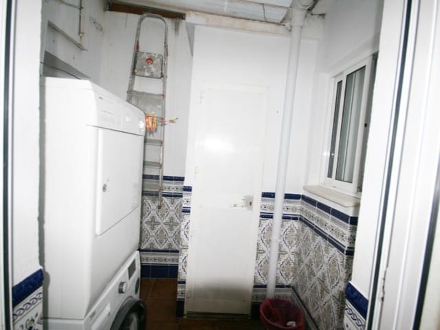 4 bedroom Townhouse for sale in Coín - € 195,000 (Ref: 9414311)