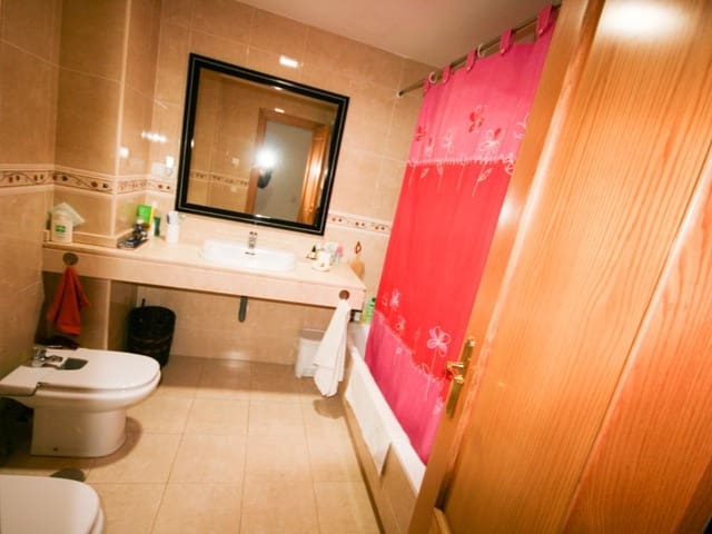 4 Zimmer Wohnung zu verkaufen in Coín - 295.000 € (Ref: 9446647)