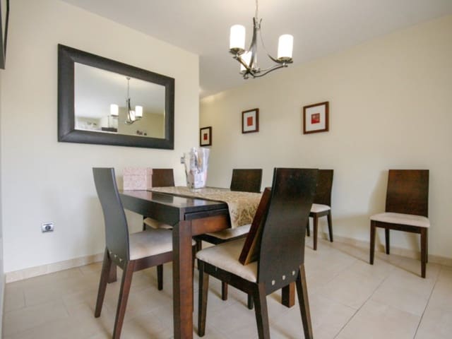 3 soverom Leilighet til salgs i Coín - € 215 000 (Ref: 9456180)