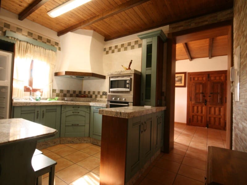 Finca/Casa Rural de 3 habitaciones en Coín en venta - 375.000 € (Ref: 9468439)