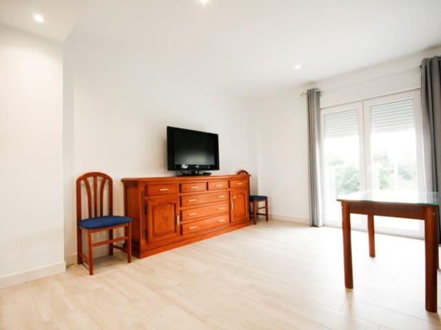 Finca/Casa Rural de 2 habitaciones en Cártama en alquiler - 900 € (Ref: 9518983)